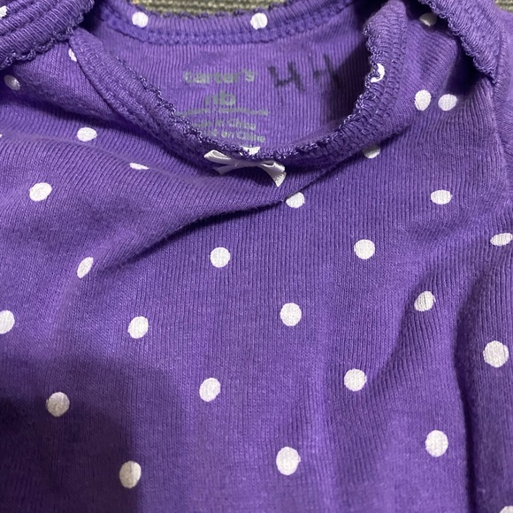 Carters newborn onesies pair - Picture 3 of 3